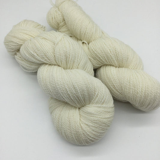 Falkland fingering "Natural white"