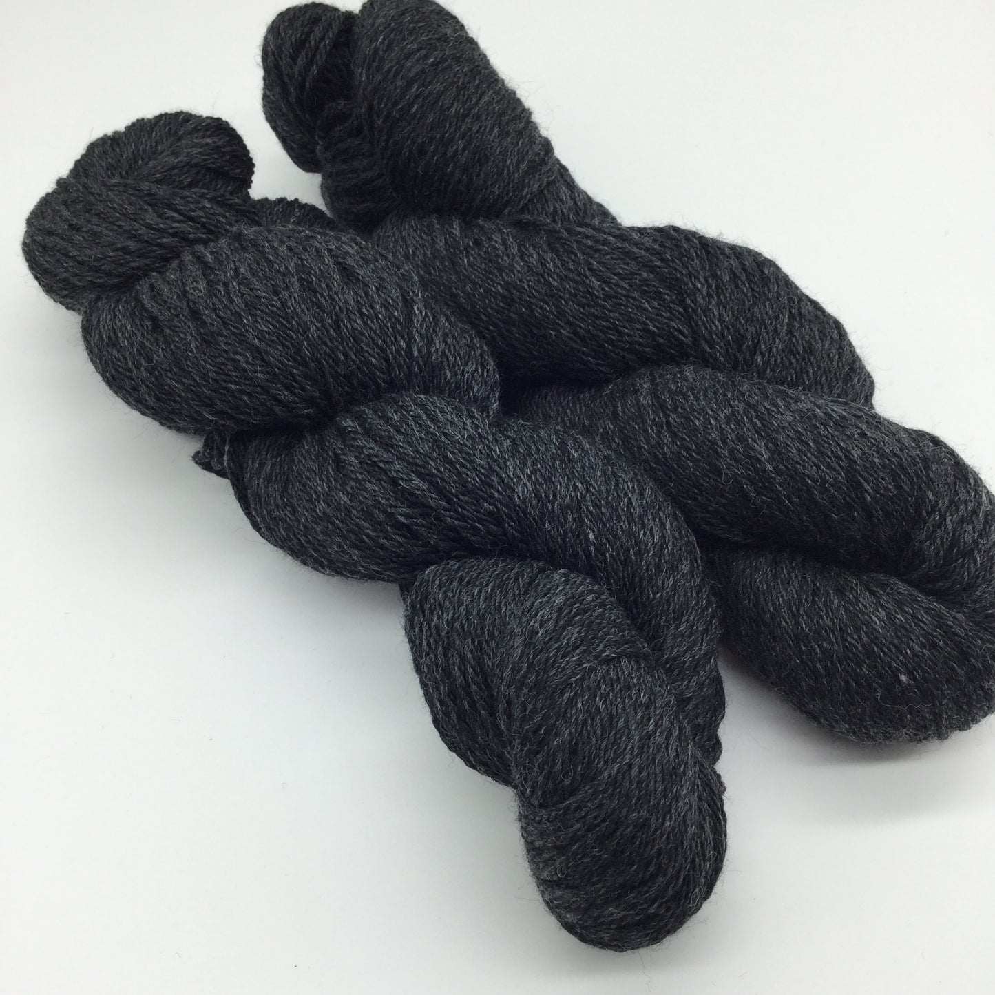Falkland worsted "Charcoal"