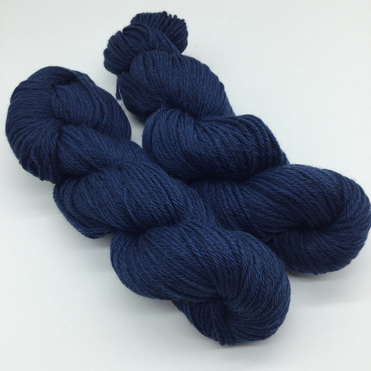 Falkland worsted "Navy"