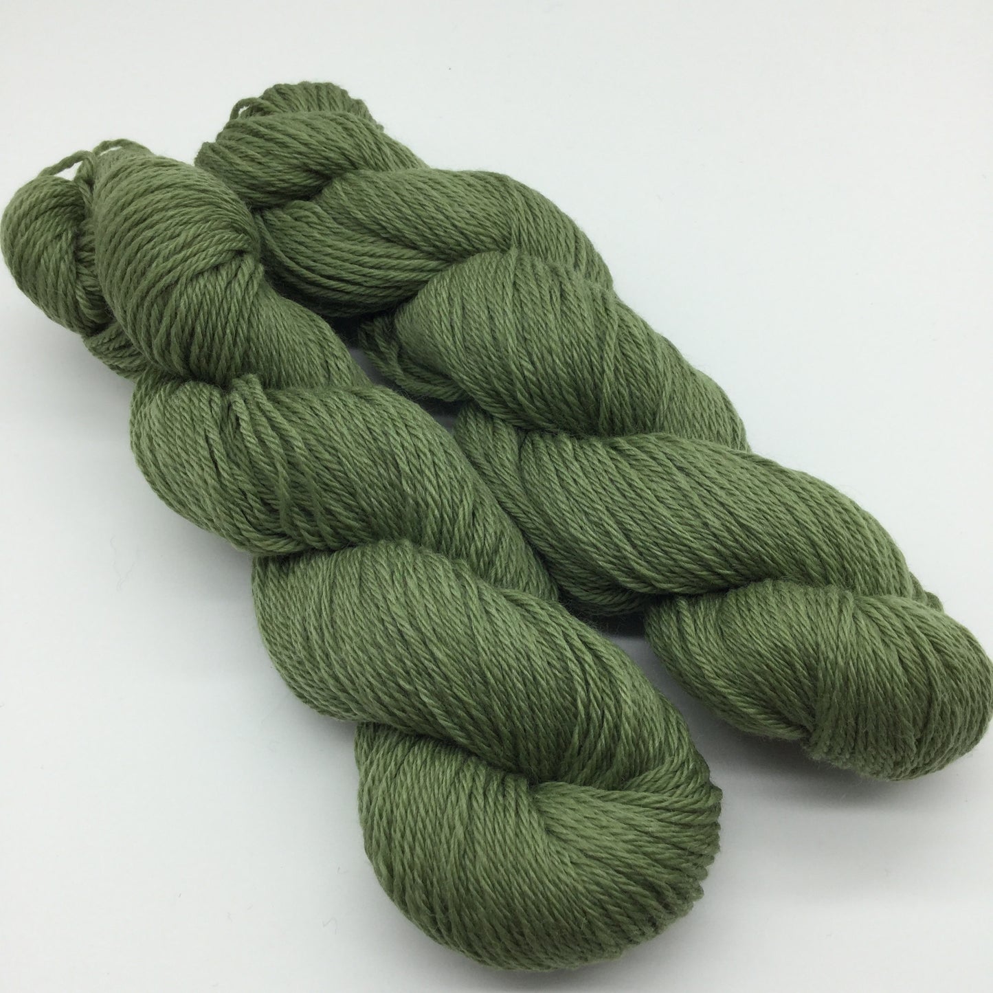 Falkland worsted "Green Grass"